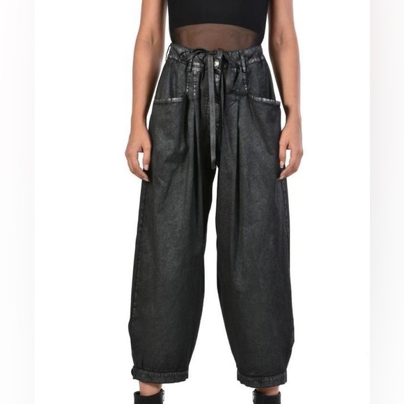 Never worn, European brand La Haine cropped pants. Resin coated cotton. Medium. - Picture 1 of 12